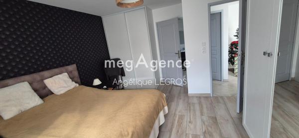 Maison à Arçonnay, 72610 - 7 pièces 170m²