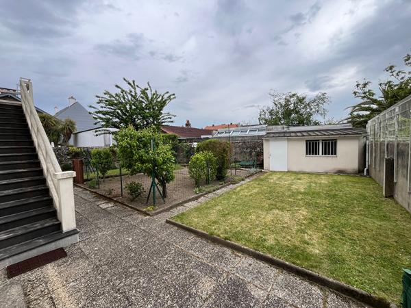 A VENDRE MAISON 3 CHAMBRES NANTES A RENOVER ET EVOLUTIVE