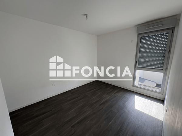 Location Appartement 2 pièces 47.8 m² - 31 RUE DU BOURG LA CROIX Angers 49100