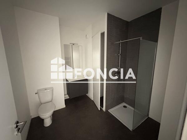 Location Appartement 2 pièces 47.8 m² - 31 RUE DU BOURG LA CROIX Angers 49100