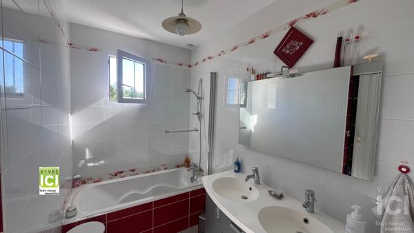 MAISON LA CHAPELLE BASSE MER 4 CHAMBRES