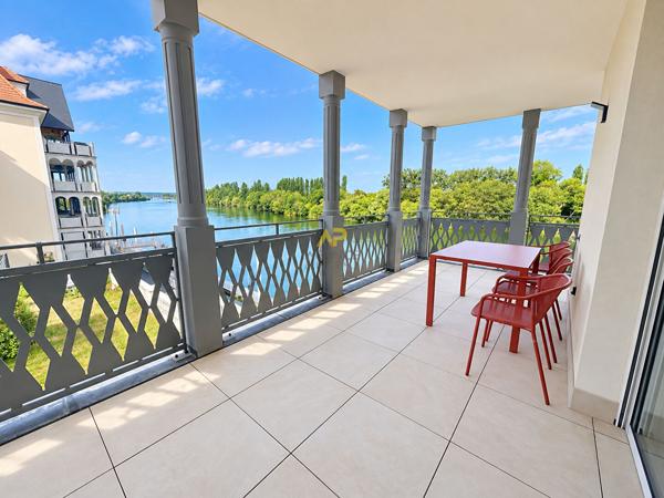 MARINA - VUE SUR SEINE A 180 DEGRES Loyer 2 400 €/mois charges comprises **  - Référence  2114