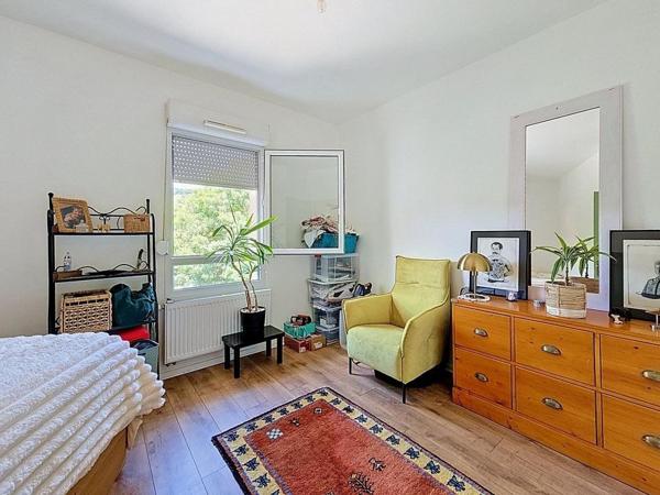 Appartement coup de cœur: 3 chambres, garage et extérieur à Ludres