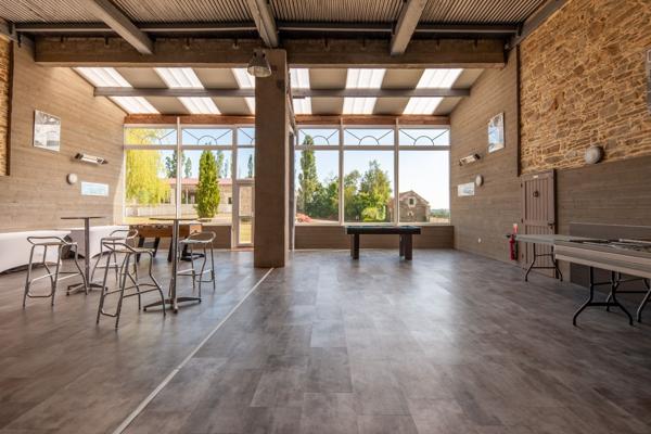 Vente Maison de luxe Caen 18 Pièces 560 m²