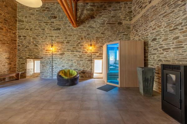 Vente Maison de luxe Caen 18 Pièces 560 m²