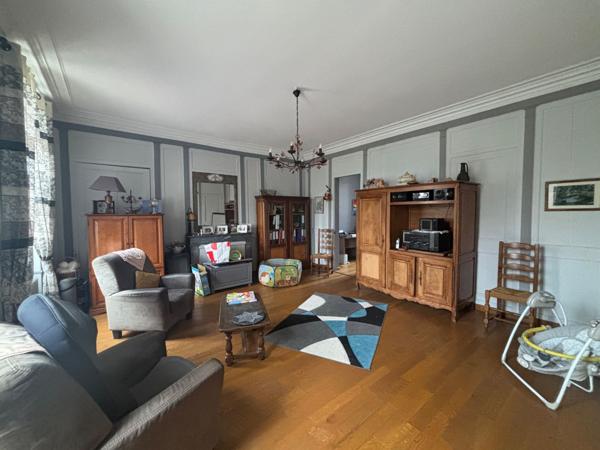 Vente Maison de luxe Caen 18 Pièces 560 m²