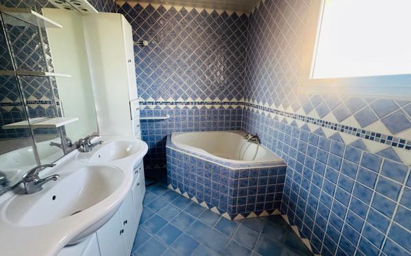 Maison à vendre    5 pièces • 147,10 m2 La Seyne-sur-Mer