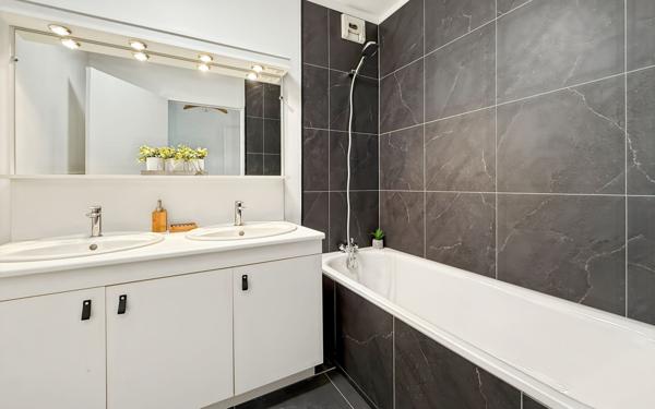 Appartement à vendre    4 pièces • 88,67 m2 Cergy