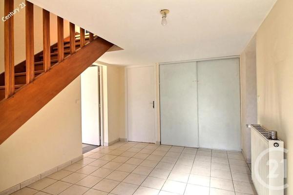 Maison à vendre  4 pièces - 116 m 2   CHATEAU THIERRY  - 02