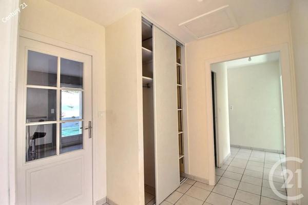 Maison à vendre  4 pièces - 116 m 2   CHATEAU THIERRY  - 02