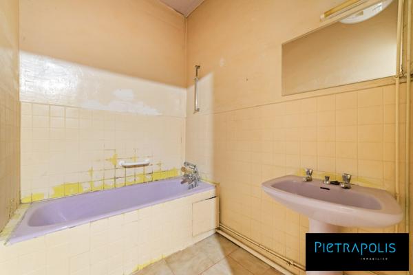 RARE - Rue Victor Hugo- 64m2-travaux