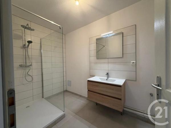 Appartement F2 à vendre  2 pièces - 57,61 m 2   ST QUENTIN  - 02