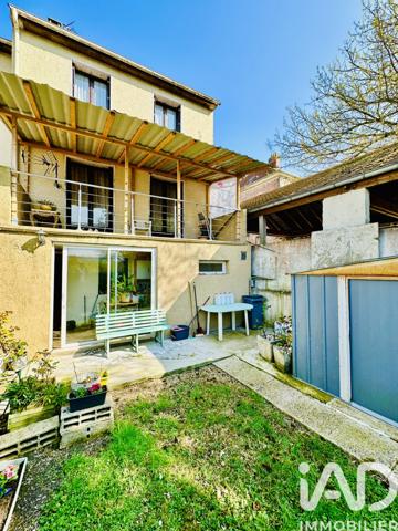 Maison à vendre 5 pièces 90 m² Pont-Sainte-Maxence