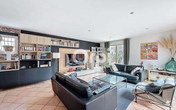 Maison à vendre    4 pièces • 105 m2 Claira