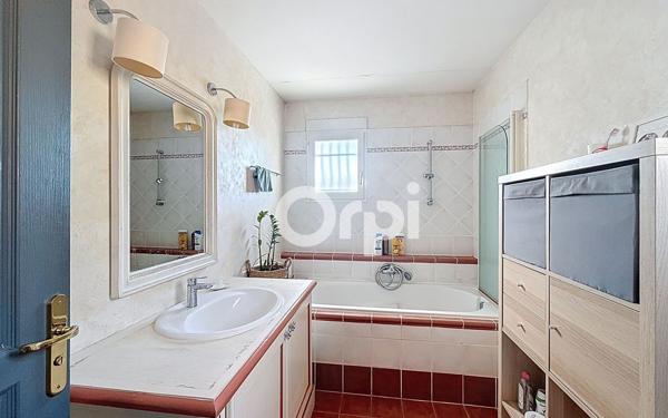 Maison à vendre    4 pièces • 105 m2 Claira