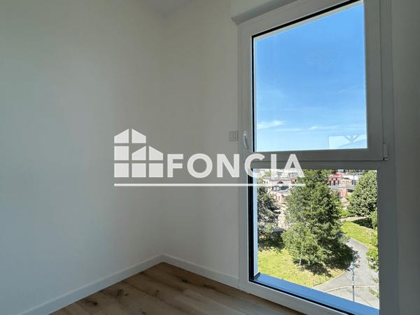 Location Appartement 4 pièces 91.52 m² - AVENUE DE BOLLAERT Lens 62300