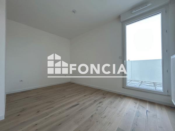 Location Appartement 4 pièces 91.52 m² - AVENUE DE BOLLAERT Lens 62300