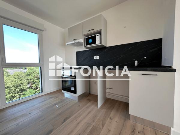 Location Appartement 4 pièces 91.52 m² - AVENUE DE BOLLAERT Lens 62300