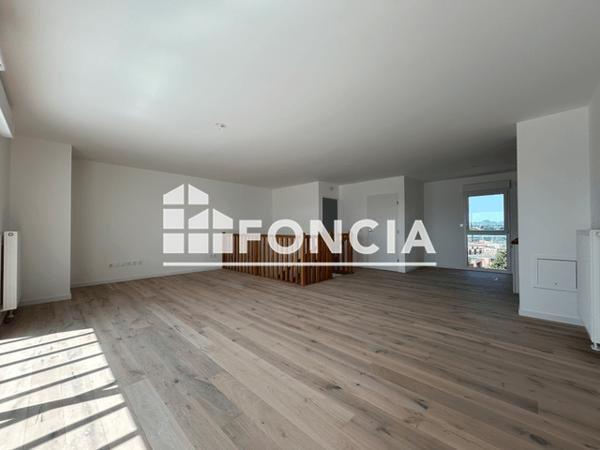 Location Appartement 4 pièces 91.52 m² - AVENUE DE BOLLAERT Lens 62300