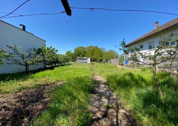 Immeuble de rapport et terrain de 15a88ca en zone ura