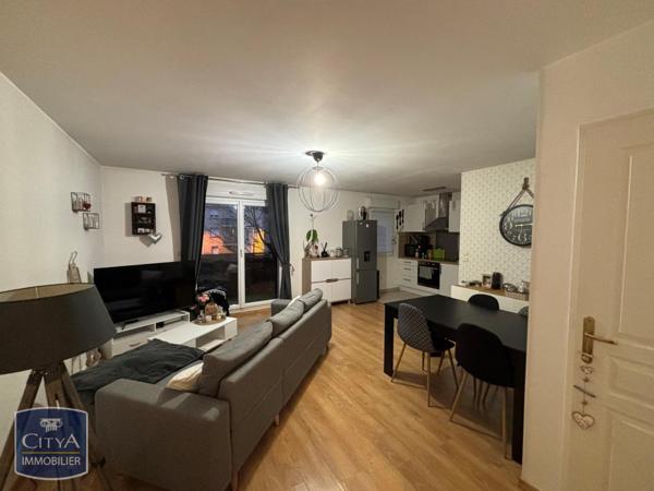 Appartement à louer 2 pièces 49.55m² Reims (51100)