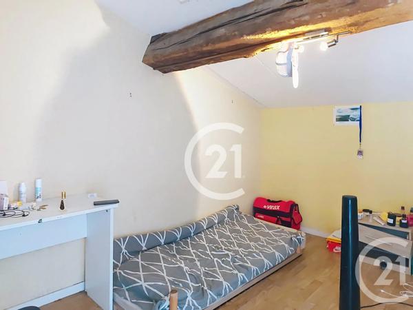 Appartement F4 à vendre  4 pièces - 79,55 m 2   SAINTES  - 17