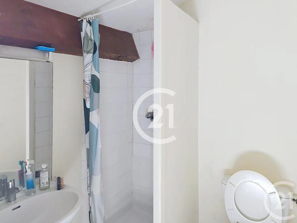 Appartement F4 à vendre  4 pièces - 79,55 m 2   SAINTES  - 17