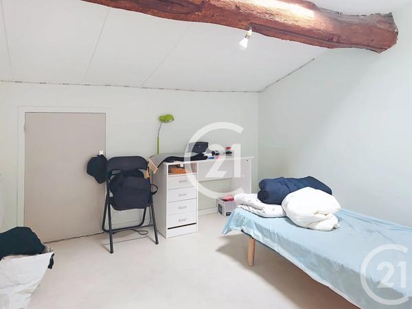 Appartement F4 à vendre  4 pièces - 79,55 m 2   SAINTES  - 17