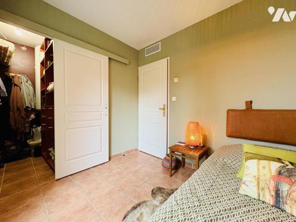 Appartement T3 avec jardinet + garage + cave à Toulon 