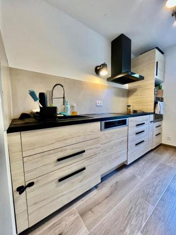 Appartement 98 m2 Estanove + Parking + Garage + Cave