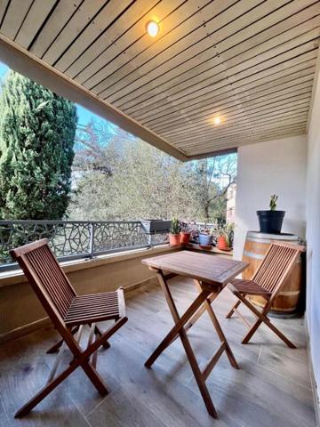 Appartement 98 m2 Estanove + Parking + Garage + Cave