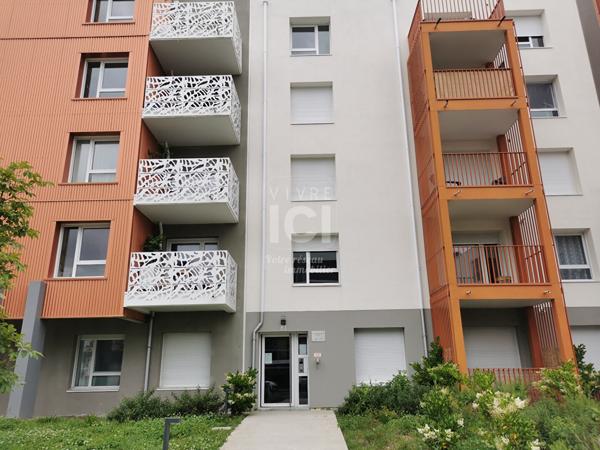 Appartement Nantes 3 pièce(s) 56.60 m2 + balcon cave et place de parking