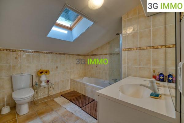 Vente / Villa à Mondragon (84430)