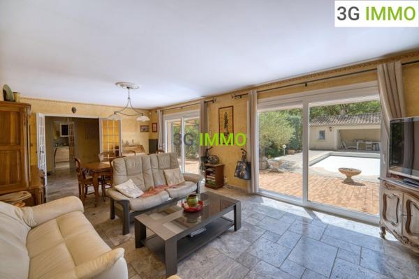 Vente / Villa à Mondragon (84430)