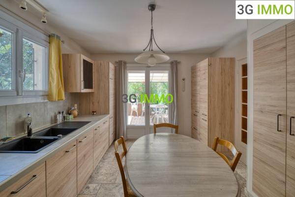Vente / Villa à Mondragon (84430)