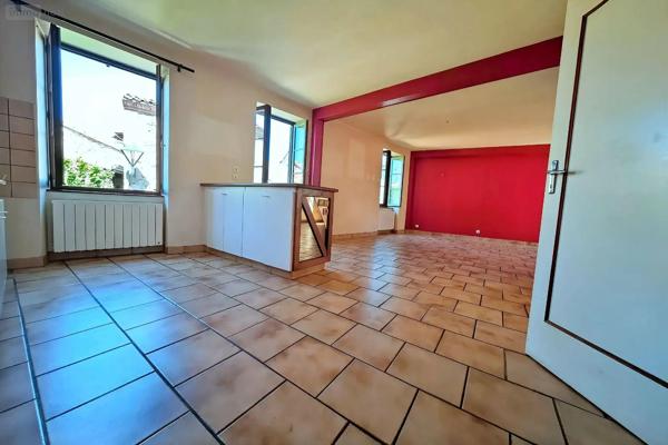 Location - Maison Chauriat 63117 4 pièces 130 m 2