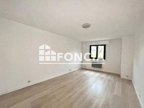 Location Appartement 3 pièces 62.89 m² - 17 BLD DU LYCEE Vanves 92170