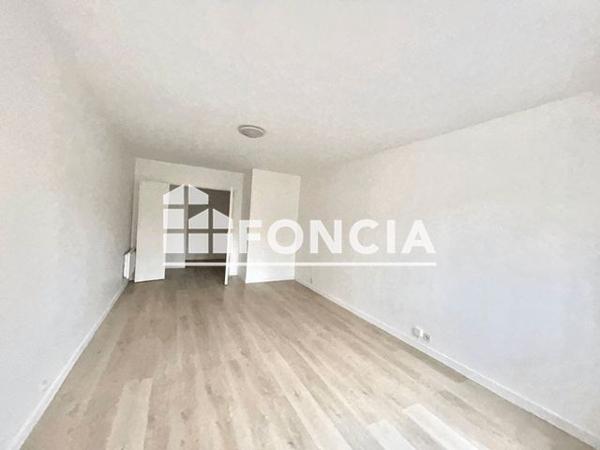 Location Appartement 3 pièces 62.89 m² - 17 BLD DU LYCEE Vanves 92170