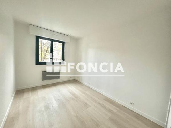 Location Appartement 3 pièces 62.89 m² - 17 BLD DU LYCEE Vanves 92170