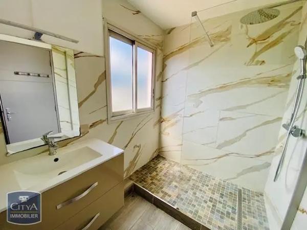 Appartement à vendre 4 pièces 86m² Le Port (97420)