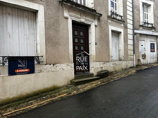 86110 MIREBEAU Maison Mirebeau 4 pièce(s) 89 m2