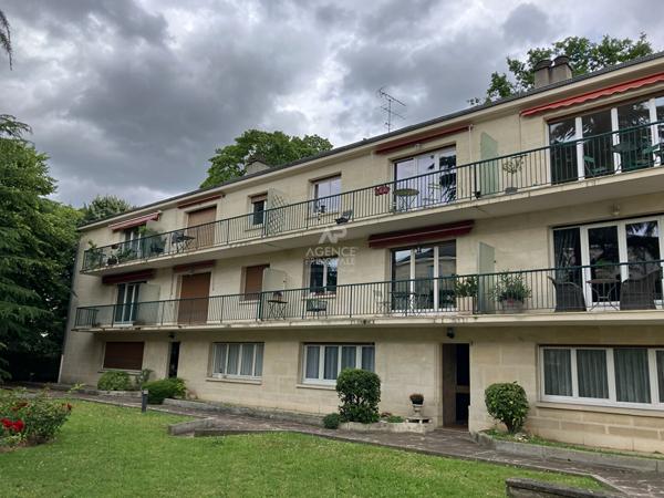 Appartement Maisons Laffitte 3 pièce(s) 68m2 470 000 € **  - Référence  4685