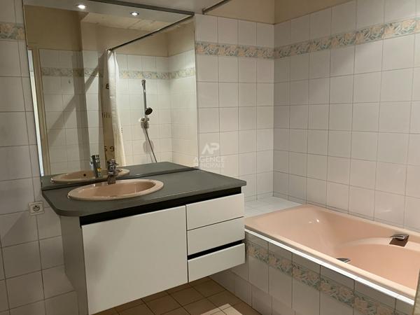 Appartement Maisons Laffitte 3 pièce(s) 68m2 470 000 € **  - Référence  4685