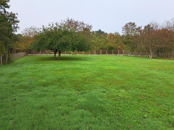 Terrain à SAINT-PAVACE, 72190 - 1916m²