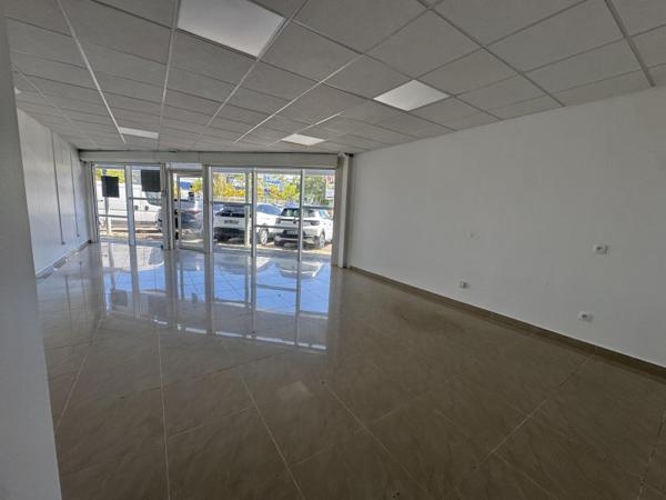 Location / Local Commercial