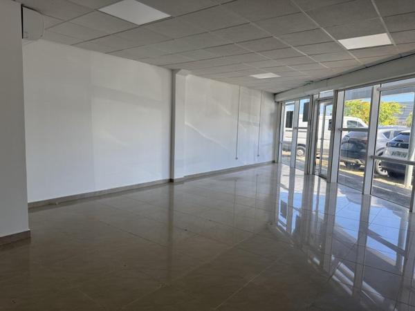 Location / Local Commercial