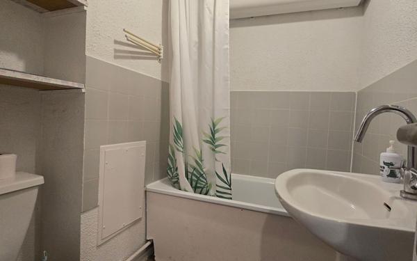 Appartement à vendre    1 pièce • 25,37 m2 Saint-Cyprien