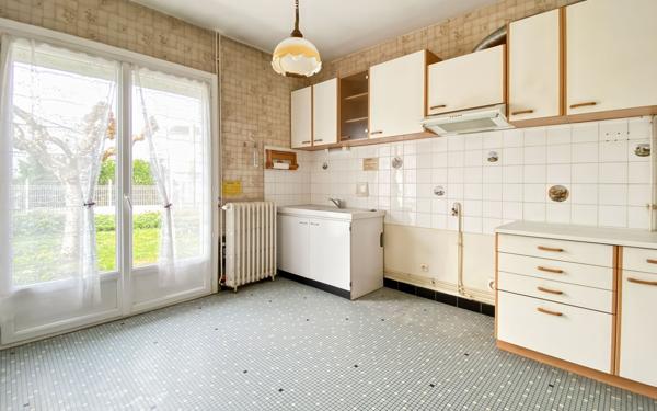 Maison à vendre    3 pièces • 80 m2 Bon-Encontre