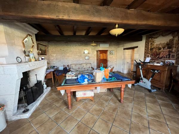 Maison  7 pièce(s)  4 chambre(s)  139 m²