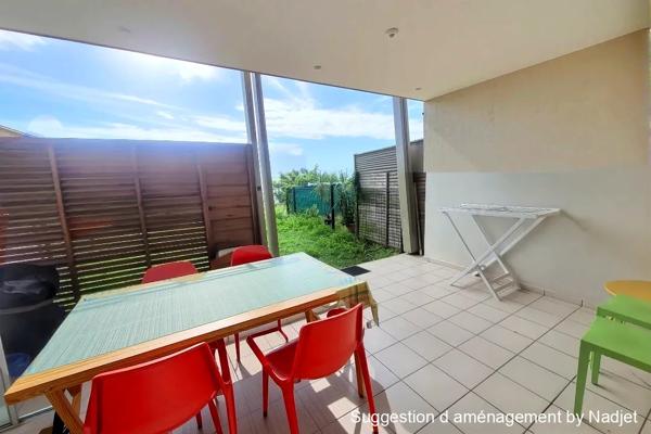 studio vue mer avec Jardin